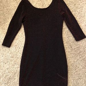 🎉SALE🎉 Large quarter sleeve dress